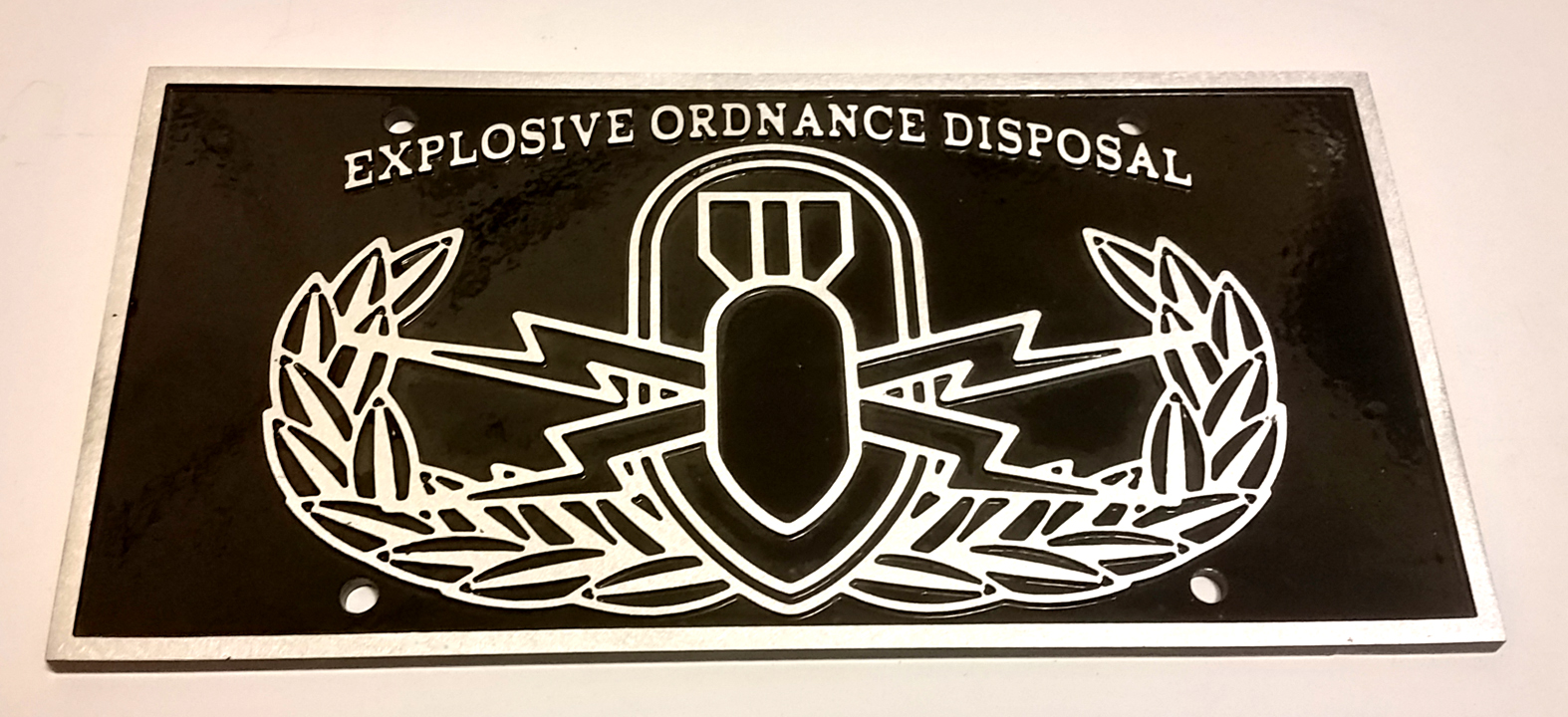 Military Basic EOD Emblem Aluminum License plate